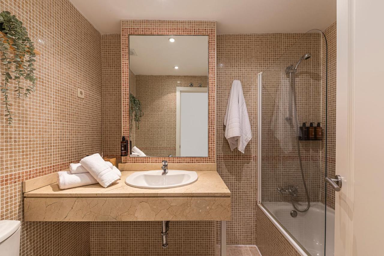 Appartement Bnbholder II Santiago Bernabeu à Madrid Extérieur photo